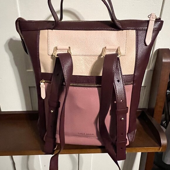 COLE HAAN SMALL GRAND AMBITION CONVERTIBLE BACKPACK - Picture 2 of 11